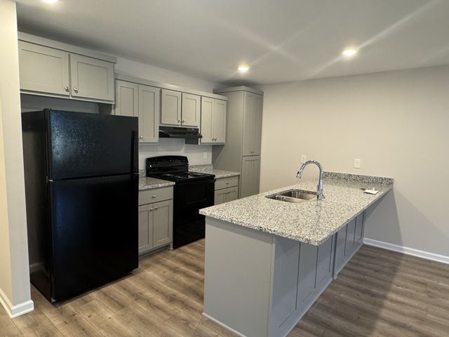 201 Mountaindale Dr, Smyrna, TN 37167