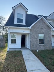 201 Mountaindale Dr, Smyrna, TN 37167