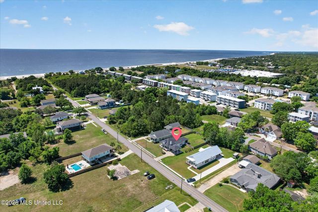 215 White Harbor Road, Long Beach, MS 39560