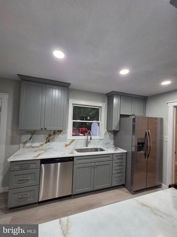 8314 DELEGATE DR, King George, VA 22485