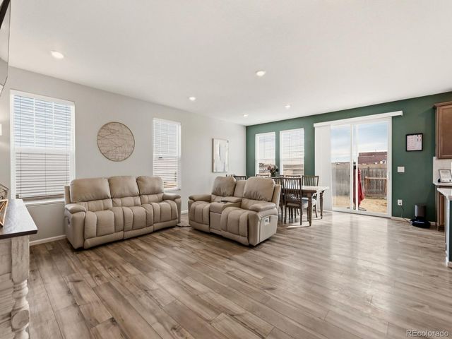 5860 E 153rd Place, Thornton, CO 80602