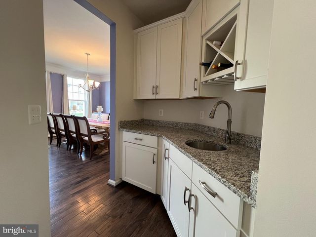 24823 BARRINGTON GROVE CT, Aldie, VA 20105
