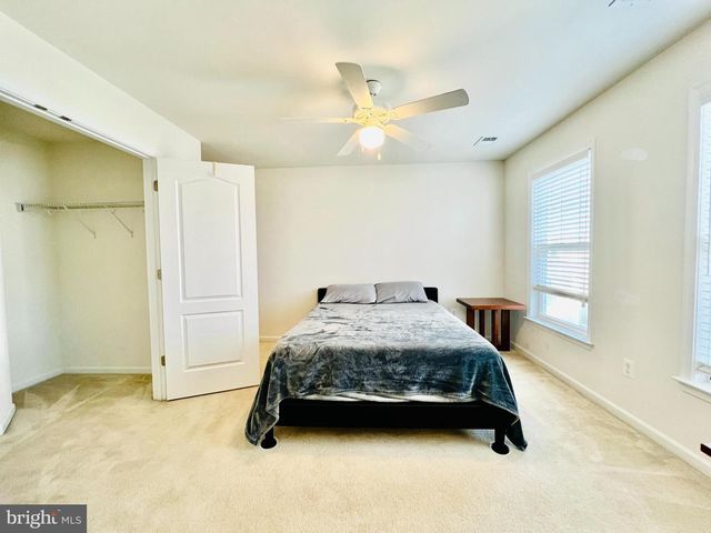 24823 BARRINGTON GROVE CT, Aldie, VA 20105