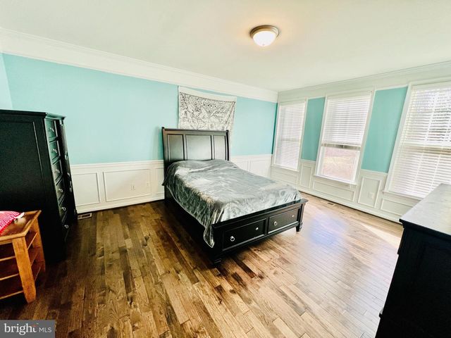 24823 BARRINGTON GROVE CT, Aldie, VA 20105