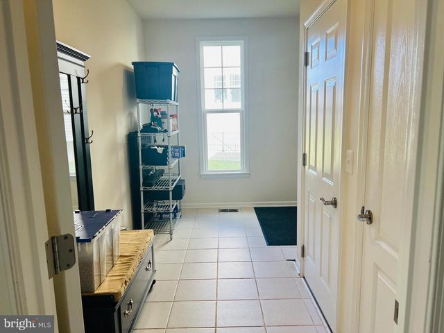 24823 BARRINGTON GROVE CT, Aldie, VA 20105