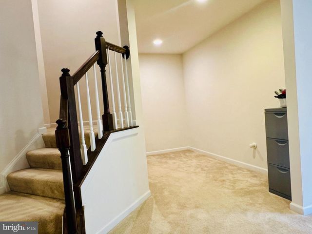 24823 BARRINGTON GROVE CT, Aldie, VA 20105