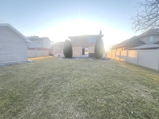 14913 Sheila Court, Oak Forest, IL 60452