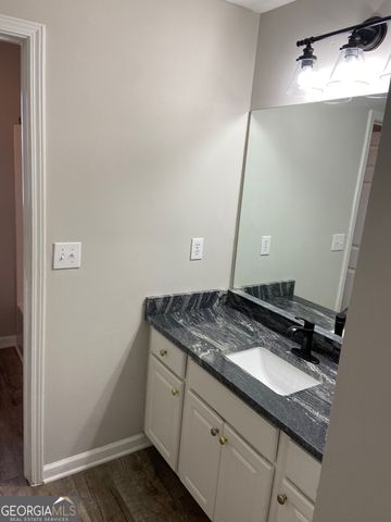 2279 Oak Glenn Circle, Duluth, GA 30096