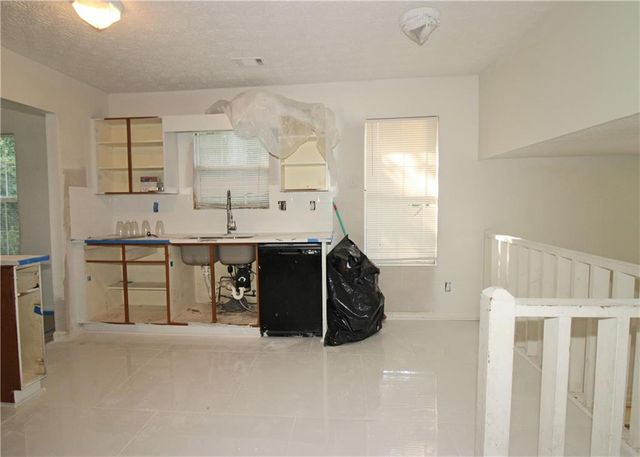 6060 Old Wellborn Trace, Lithonia, GA 30058