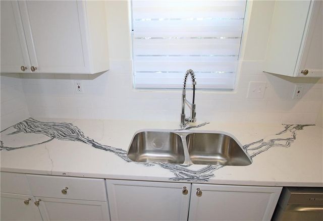 6060 Old Wellborn Trace, Lithonia, GA 30058