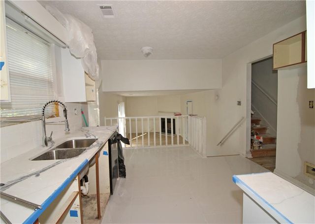 6060 Old Wellborn Trace, Lithonia, GA 30058