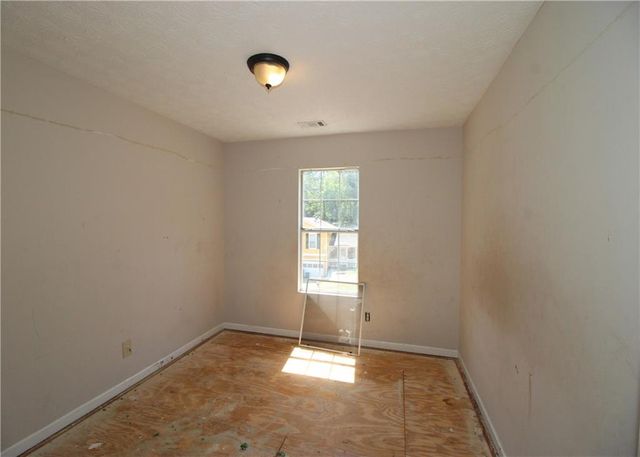 6060 Old Wellborn Trace, Lithonia, GA 30058