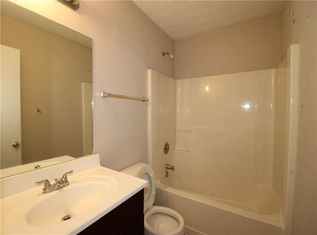 6060 Old Wellborn Trace, Lithonia, GA 30058