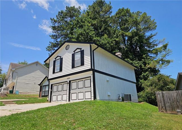 6060 Old Wellborn Trace, Lithonia, GA 30058