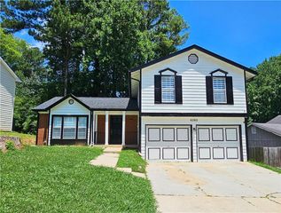 6060 Old Wellborn Trace, Lithonia, GA 30058