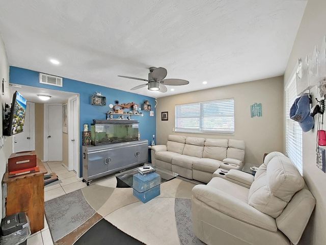 206 22ND AVENUE, Indian Rocks Beach, FL 33785