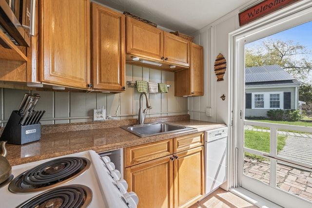 164 Kendrick Ave 2 & 3, Wellfleet, MA 02667