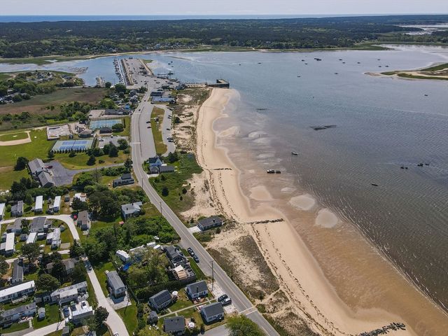 164 Kendrick Ave 2 & 3, Wellfleet, MA 02667