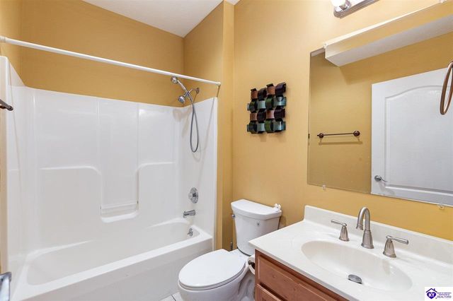 141 Chase Way, Elizabethtown, KY 42701