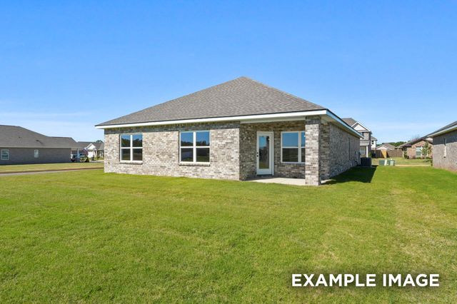 4 Aurora Cir, Fayetteville, TN 37334