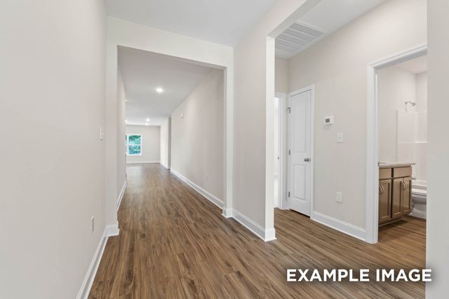 4 Aurora Cir, Fayetteville, TN 37334