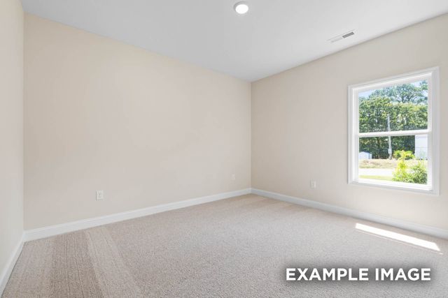 4 Aurora Cir, Fayetteville, TN 37334