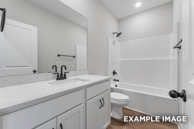 4 Aurora Cir, Fayetteville, TN 37334