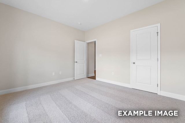 4 Aurora Cir, Fayetteville, TN 37334