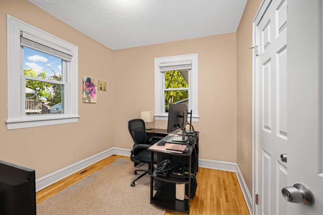 3918 Xenia Avenue N, Robbinsdale, MN 55422