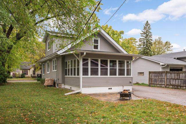 3918 Xenia Avenue N, Robbinsdale, MN 55422