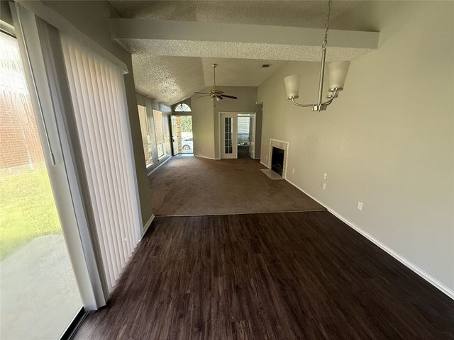 404 Seminary Ridge, Mesquite, TX 75149