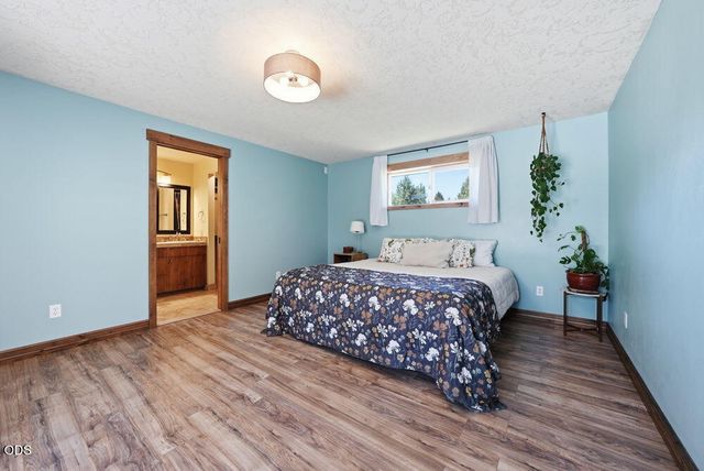 16025 Sunset Lane, La Pine, OR 97739