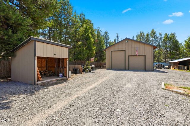 16025 Sunset Lane, La Pine, OR 97739