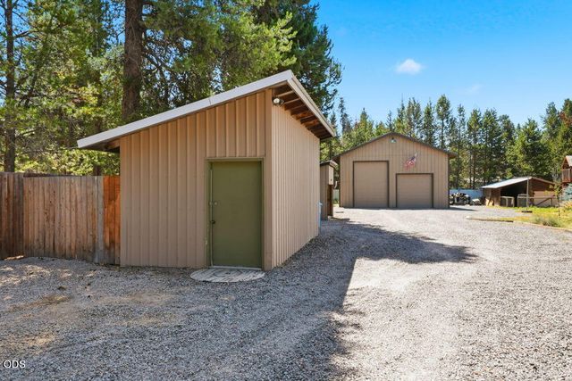 16025 Sunset Lane, La Pine, OR 97739