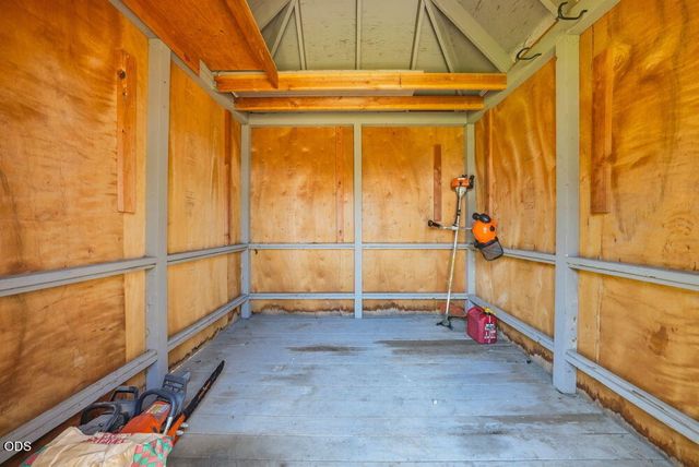 16025 Sunset Lane, La Pine, OR 97739