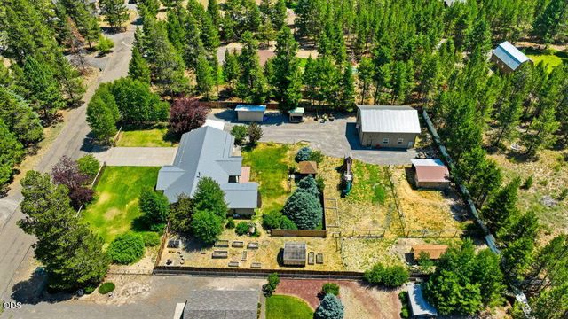 16025 Sunset Lane, La Pine, OR 97739
