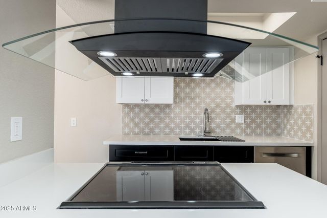 4228 N 81ST Street, Scottsdale, AZ 85251