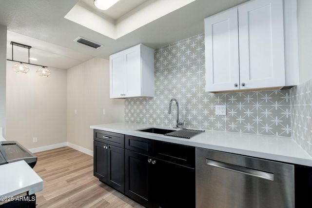 4228 N 81ST Street, Scottsdale, AZ 85251