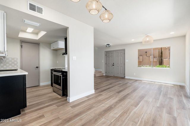 4228 N 81ST Street, Scottsdale, AZ 85251