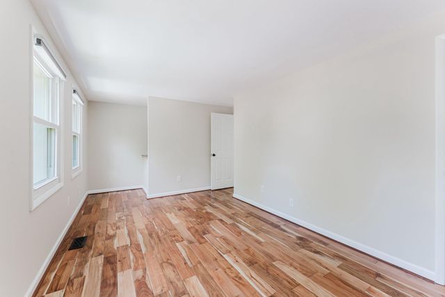 8143 CRYSTAL CREEK CT, Springfield, VA 22153