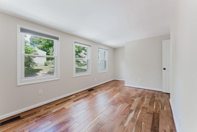 8143 CRYSTAL CREEK CT, Springfield, VA 22153