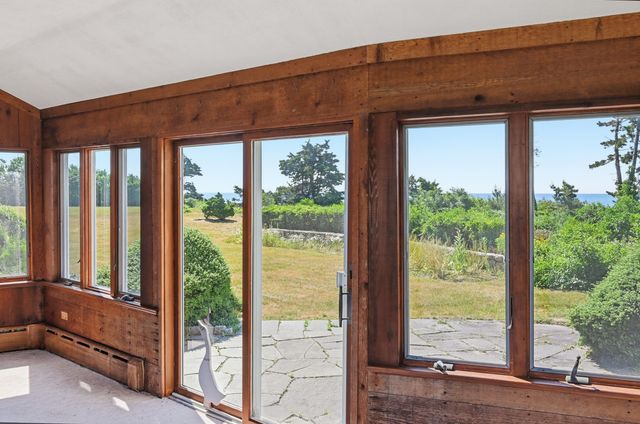 5 Strandway, West Harwich, MA 02671