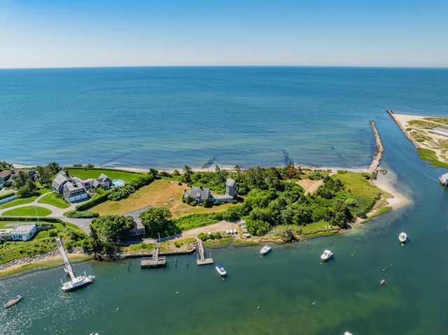 5 Strandway, West Harwich, MA 02671