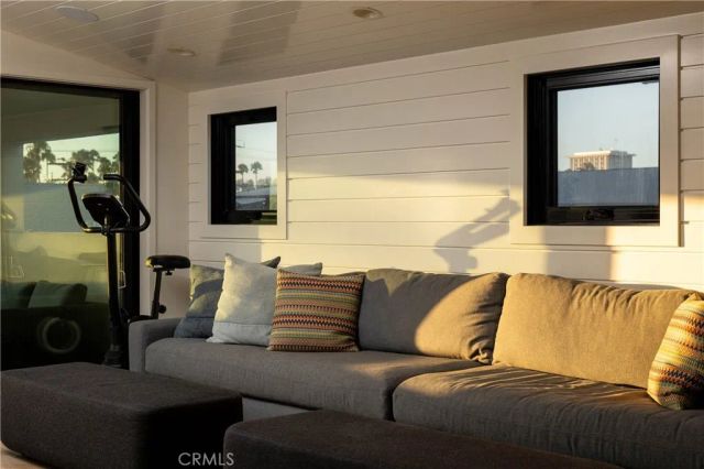 211 35th, Newport Beach, CA 92663