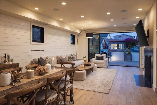 211 35th, Newport Beach, CA 92663