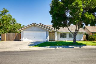 1637 Fantasy Ct, Modesto, CA 95351