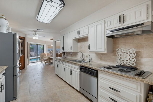 1903 Moody Court, Arlington, TX 76012