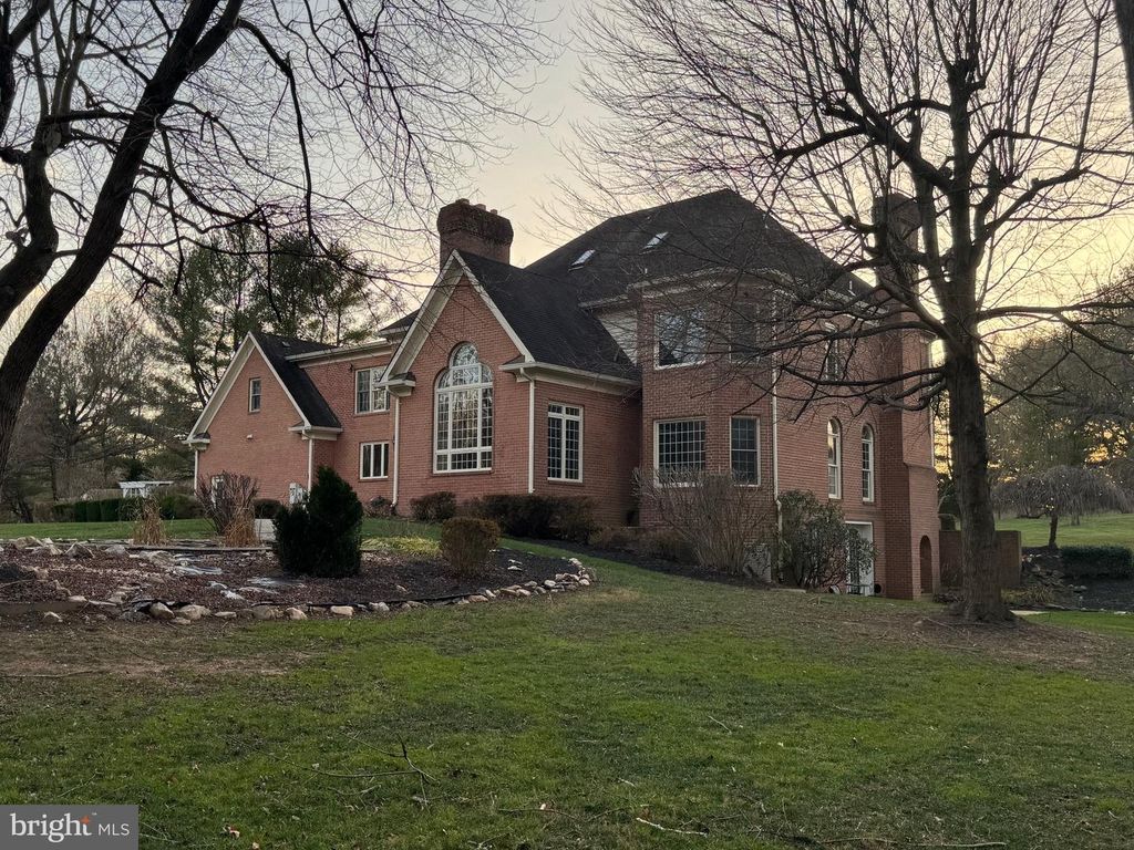 Image 15 of property listing at 9409 ELIZABETH CT, Fulton, MD 20759