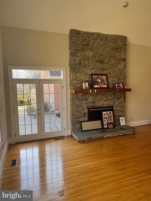 Image 24 of property listing at 9409 ELIZABETH CT, Fulton, MD 20759