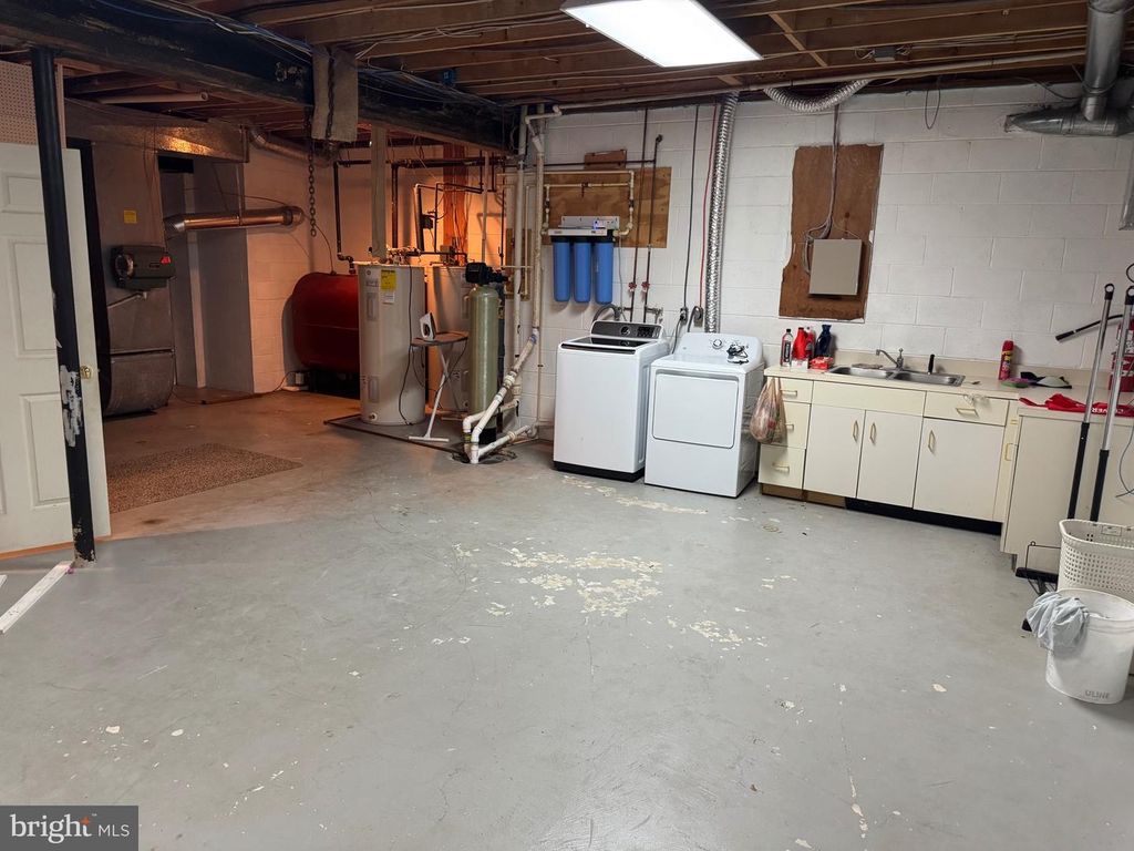 Image 42 of property listing at 9409 ELIZABETH CT, Fulton, MD 20759